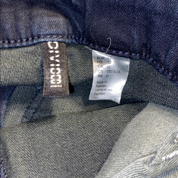 Divided denim jeans distressed size 12 - Picture 7 of 7